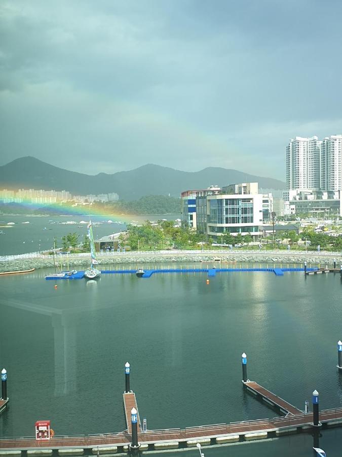 Lotte Castle Marina Aparthotel Yeosu Εξωτερικό φωτογραφία